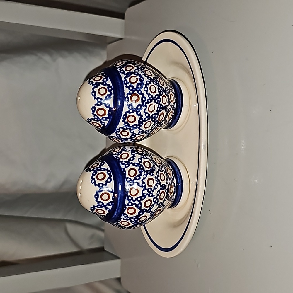 Polish Pottery 3 Piece Salt & Pepper set